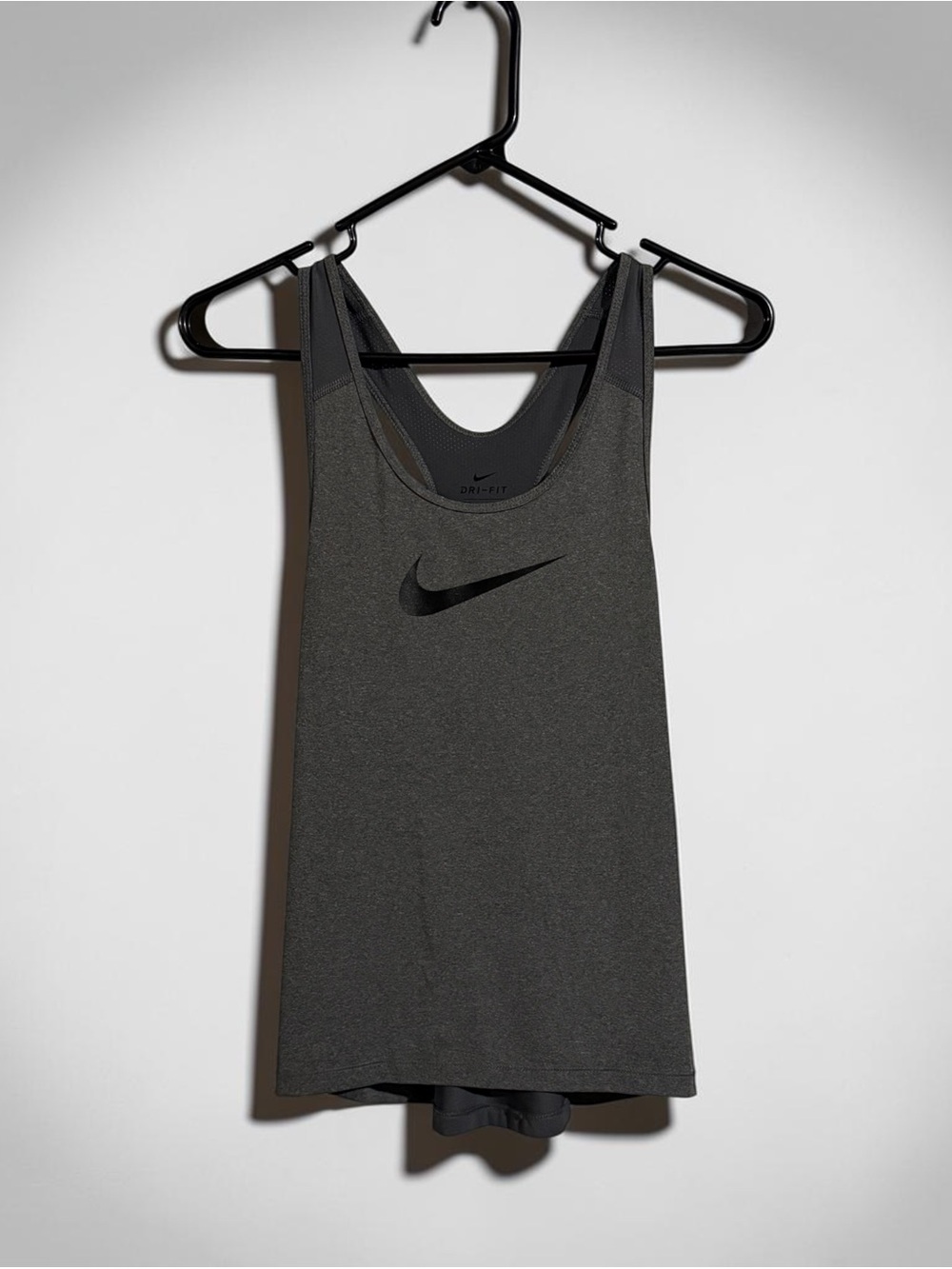 Nike Dri-Fit Women’s Racerback Athletic Tank Top - Heather Grey (Medium)